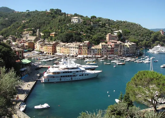 With A Stunning Sea View Pool Tennis Апартаменты Рапалло