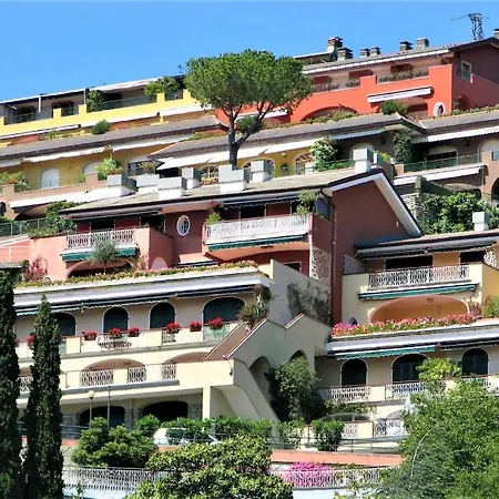 With A Stunning Sea View Pool Tennis Apartment Rapallo