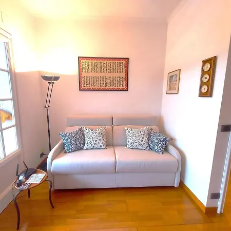 With A Stunning Sea View Pool Tennis Apartment *